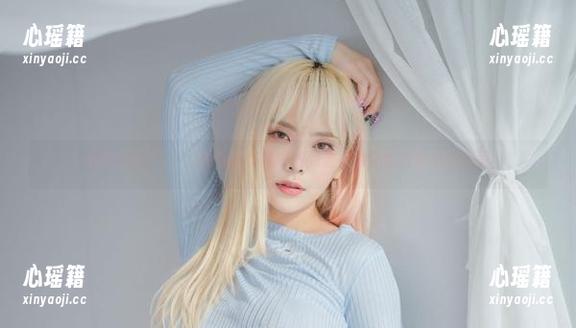在Dami(퀸다미)的私房作品中找到雪夜的暖意与锦礼的喧闹