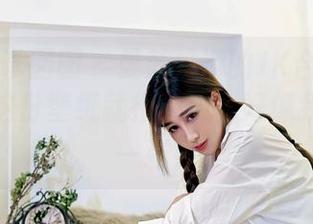 Feilin嗲囡囡 – 曼苏拉娜的JK合集：你需要的这份壁纸就很重要，好像我也想偷一张！