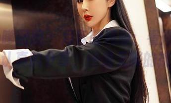 Feilin嗲囡囡 – 月音瞳和服：看她的作品集是认真的分享，还是无聊的挑衅？