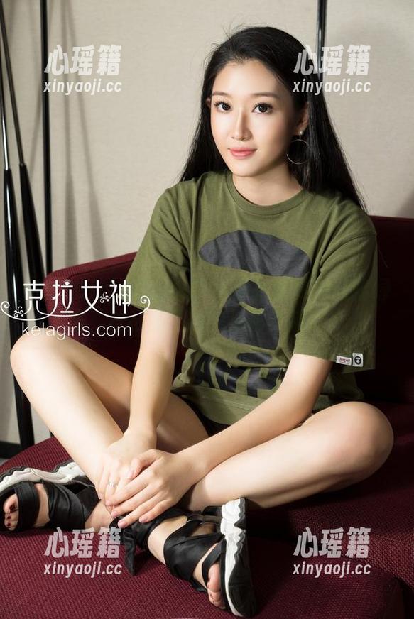 KelaGirls克拉女神-静宜 KelaGirls克拉女神 - 静宜的高清红情绿意,背影美到我快成粉红猪了!