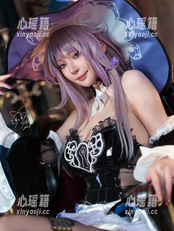 Machi马吉和她的套装：美图里藏着怎样的资源？