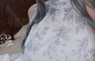 Machi马吉的JK写真全集就像一场“不正式”的派对，留给我无尽遐想！