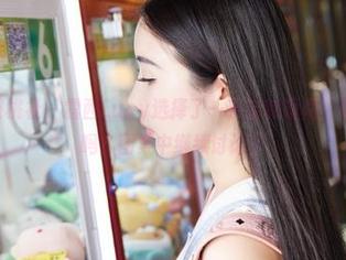 MiiTao蜜桃社 – 露西Lucy选择了一条定制短裙，你认为合适吗？图集中继续讨论！