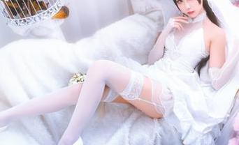 WhenMomoko葵葵遇上女仆：图包送你香香的无敌难题！