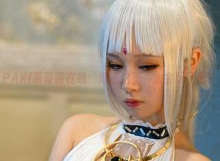 PAKI草莓酱在线：浮沉之美，太会玩了吧？