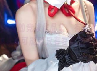 Tomoyo酱的竞泳作品集，有点儿羡慕，我们的泳姿可能就只有在水里漂流了…