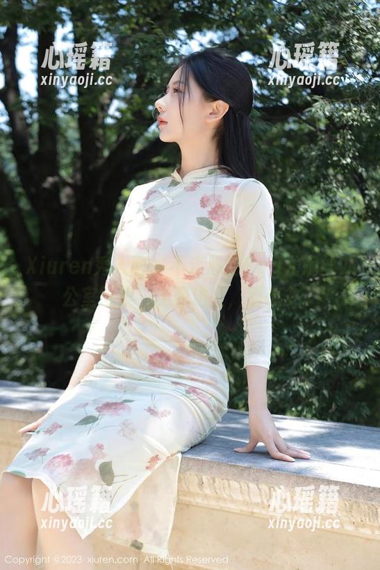 Xiuren秀人网-Egg尤妮丝 Xiuren秀人网 - 不走心的Egg尤妮丝办公室图集,免费送上,别想多了