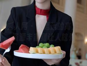 Xiuren秀人网 – 小逗逗的高清毛衣展示，资源丰富到让人眩晕！