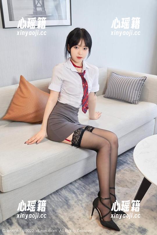 Xiuren秀人网-梦心玥 Xiuren秀人网 - 校园趣事原图更新,梦心玥竟然和食堂大厨有一腿?