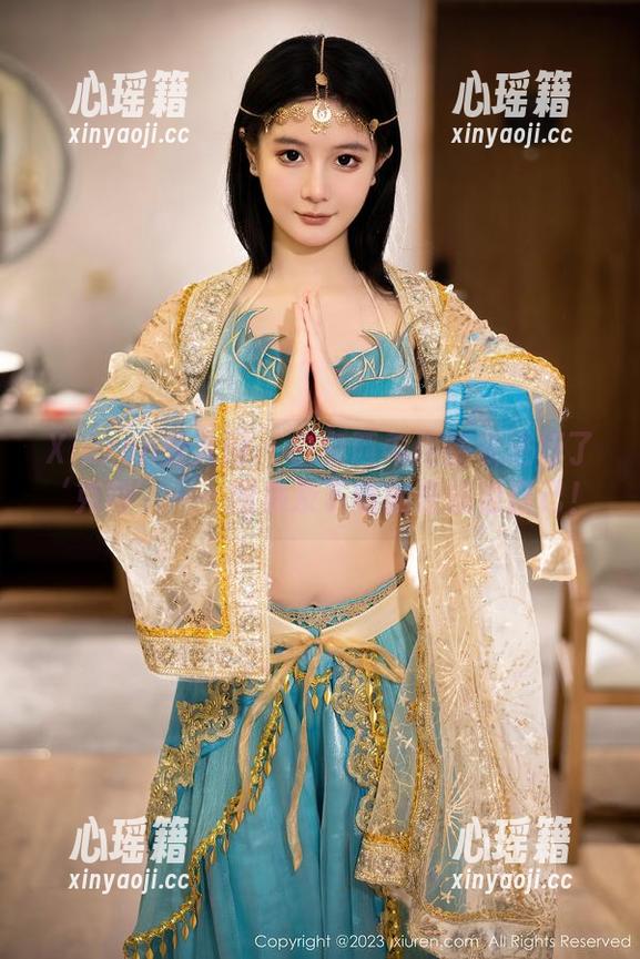 Xiuren秀人网 - 白兔西希用睡衣进行了‘克制’——图集及下载就是犒劳自己！