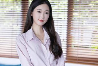 Xiuren秀人网 – 这组邹晶晶的体操服写真，有那么一丝无圣光的俏皮，肯定会让你多看几眼。