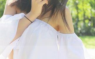 YouMi尤蜜荟 – 私拍礼服晒单，Mila豆嘟嘟真会玩，图包里都有啥崩溃点？