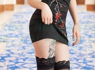 YouMi尤蜜荟 – 抖娘利世的写真集精选：奔跑吧，野马！共鸣在风中飞扬。