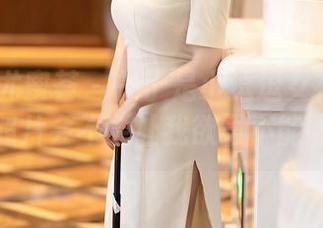 YouMi尤蜜荟 – 关于是小逗逗女神的写真，照片会不会让我欲罢不能呢？
