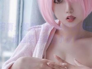 兔女郎写真：如果eloise软软是一只兔子，那我想当她的小伙伴！