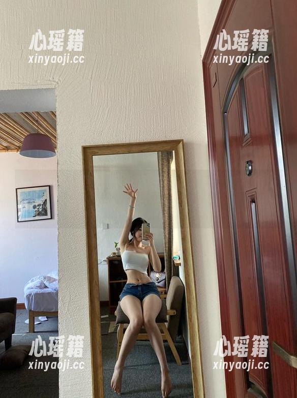 你文茜 微密圈 - 黑丝合集直击心头,你文茜的风姿,让人想多停留一会儿。