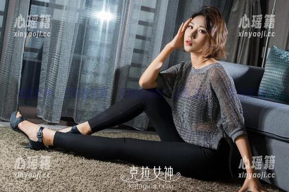 克拉女神-兰喏 克拉女神 - 兰喏的写真,天边归来的“足影卫士”,专治脚臭!
