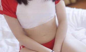 偶遇兔玩映画的大眼睛妹妹：图片中的关注点都不由自主分散了！
