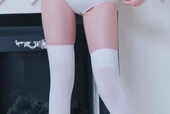 来看看千夜未来的幽灵姬套图，别担心，鬼不会抓你！