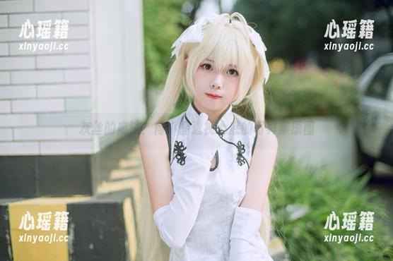 灰丝的魔法？向小圆透视心底的写真集原图