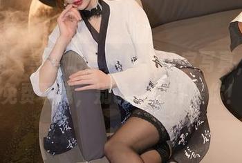 微密圈 – 拿去吧！周妍希教室写真，完全免费下载，别说我没提醒你！