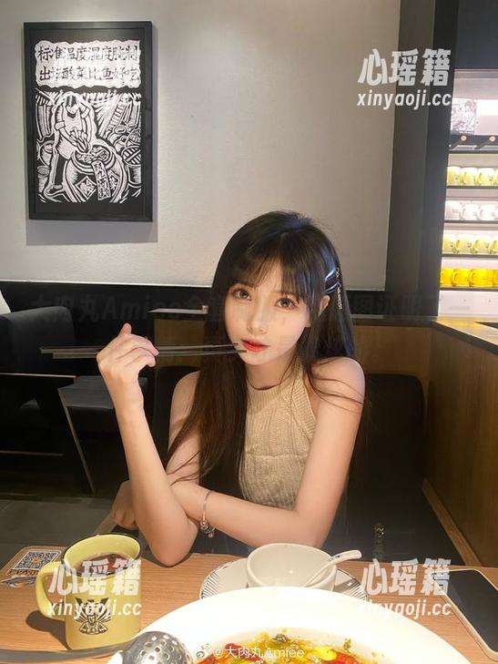 大肉丸Amiee 大肉丸Amiee全套制服,用原图证明了一件事情:真实才是最炫的。