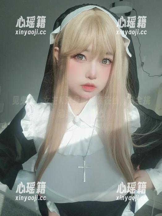 女主K 见鬼了,女主K这身黑猫装在线,完全挑动我的好奇心