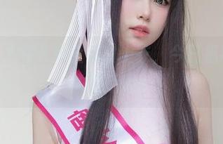 敲黑板！女主K穿上纯白上衣，今日福利不看真的会后悔！