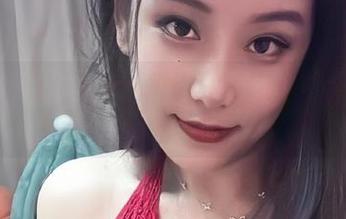 微密圈 – 秘书固定扮演者：奶雯，今天的无圣光写真很热烈啊