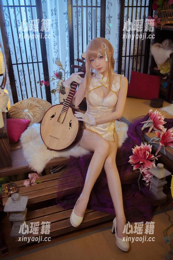 妖少you1 妖少you1总是不同凡响:吊带新作里的无圣光态度!