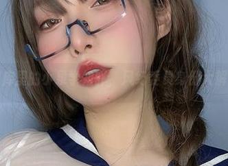 图库里的小泉学姐吖，风纪委员身份大解密