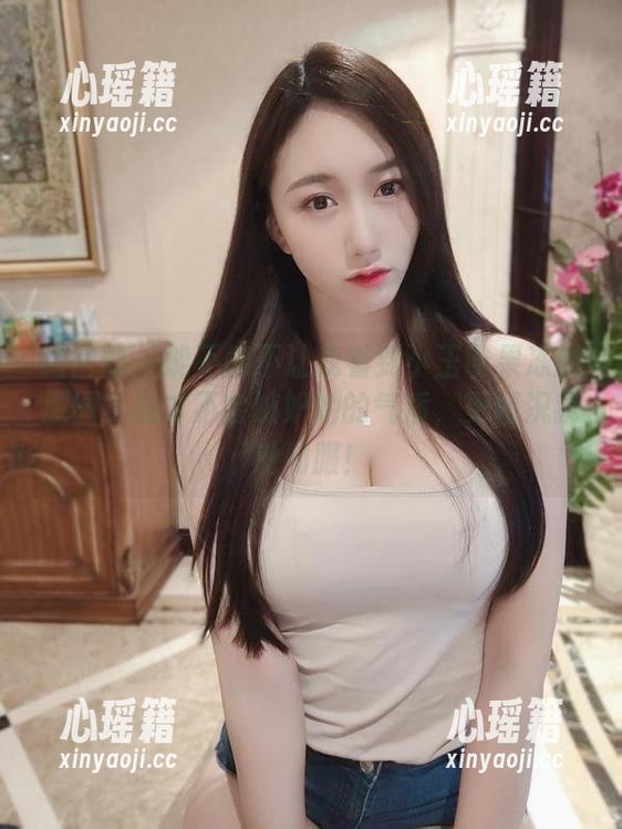 小玉吃果冻 微密圈 - 能不能不让我看到小玉吃果冻的原图?我才不会嫉妒她的气质,更何况我没和服!