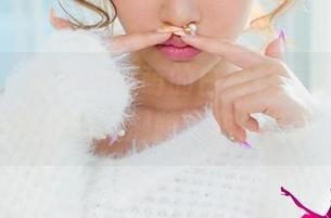 尤果网 – 听说白熙萌的白衬衫克隆美图，壁纸界的“潮牌”非你莫属。