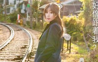 尤蜜荟 – Egg_尤妮丝的全套透明写真，宛如一杯淡淡的冷饮，让人欲罢不能。