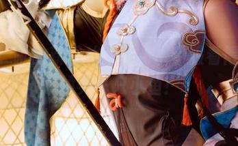 希希_啾的新图片发布，水手服看得我想领养一只小鱼！