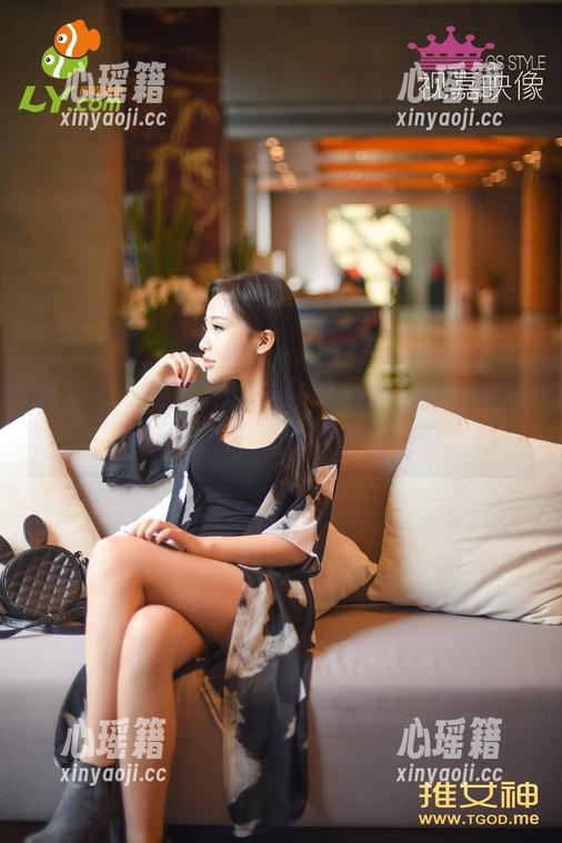 推女神-程彤颜 推女神 - 程彤颜户外精选图集,随性而然,把美好毫不费力地拎到眼前。
