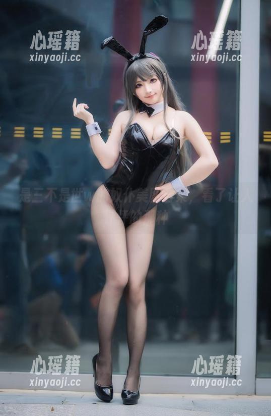 是三不是世w 是三不是世w的奴仆美图合集,看了让人怦怦的那种