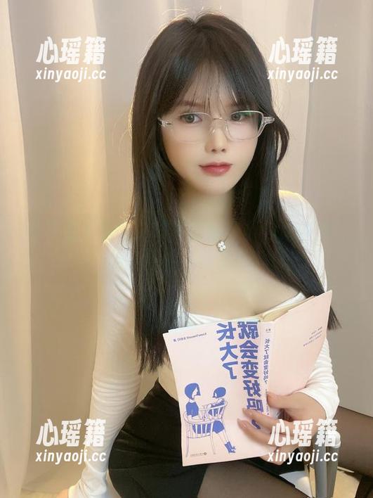 是可馨耶 微密圈 - 是可馨耶圣诞兔兔带你逛图库,快来抓住这只兔子!