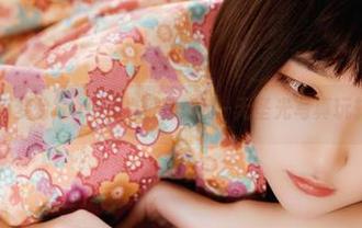果团网 – 何梦兮Stacy的粉色奇遇–无圣光写真玩转色彩斑斓