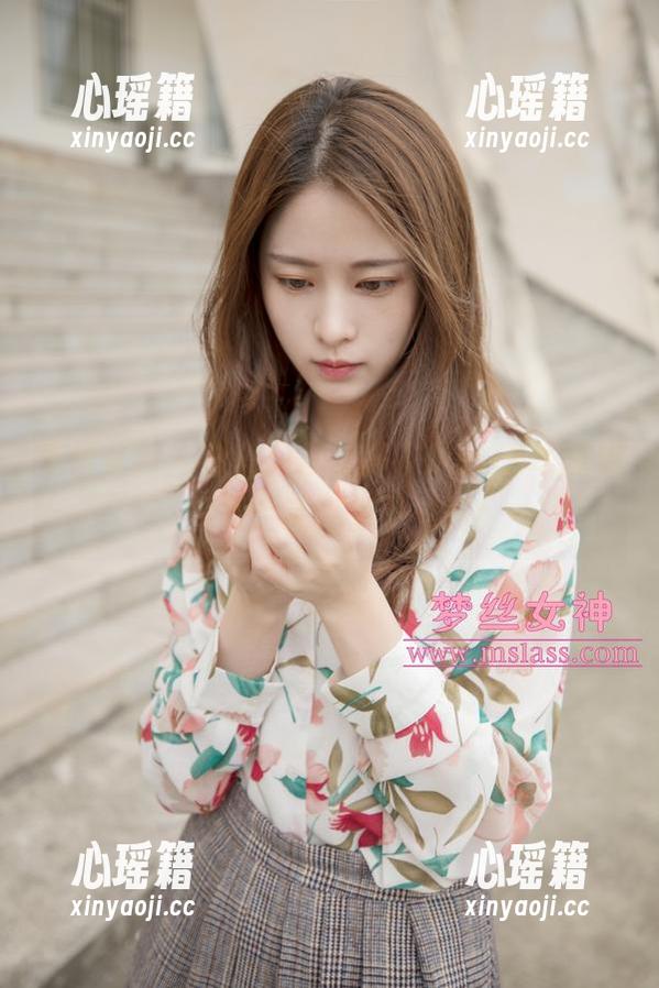 梦丝女神-晓晓 梦丝女神 - 恭喜,你打开了晓晓JK写真集,下载后请把肚子收好!