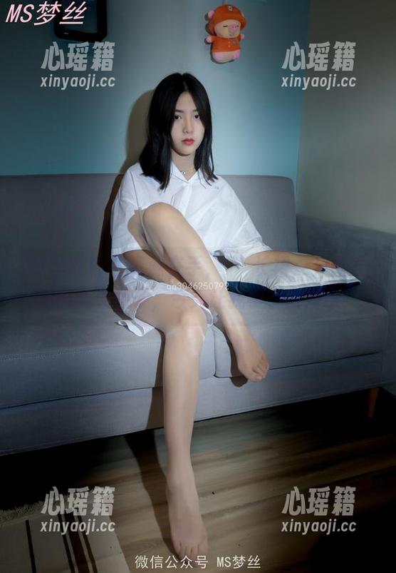 梦丝女神-玥玥 梦丝女神 - 资源在手,玥玥长裙,久仰大名的美人坯子,今天让我学学时尚课!
