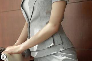 模范学院 – 体操服的另一面，唐琪儿il美图中的雅致让人移不开眼。