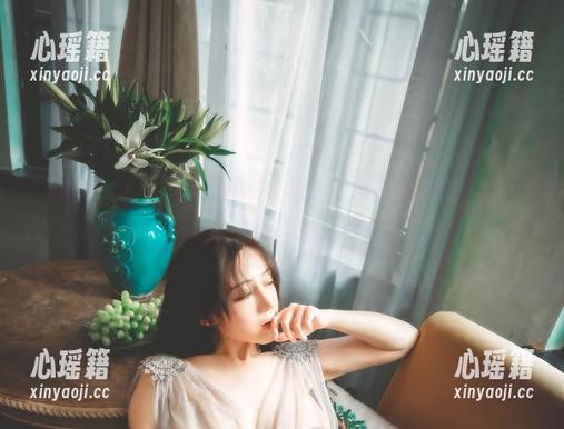 樱晚gigi 樱晚gigi写真大赏:温.度让我默默期待春天的正确打开方式。
