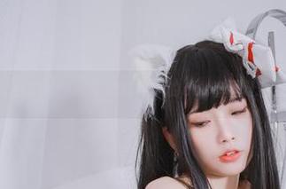说好的夏日清凉，结果清颜颜子的cos套图让我热得不行