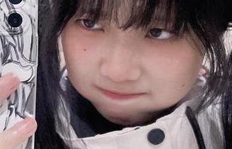炸酱沐沐给间桐樱洗头，结果成了图片合集？反正洗发水广告打得漂漂亮亮的！