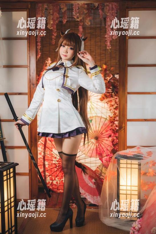 晚上好，焖焖碳的女王高清写真来了