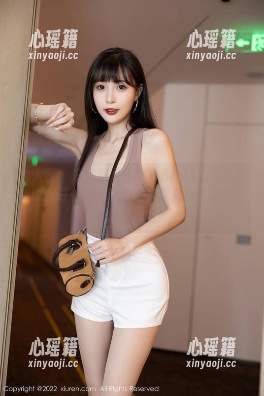 秀人网-BABY_柒 秀人网 - 没想到水手服在BABY_柒身上能如此好看,才疏学浅的我只想下载下来慢慢欣赏