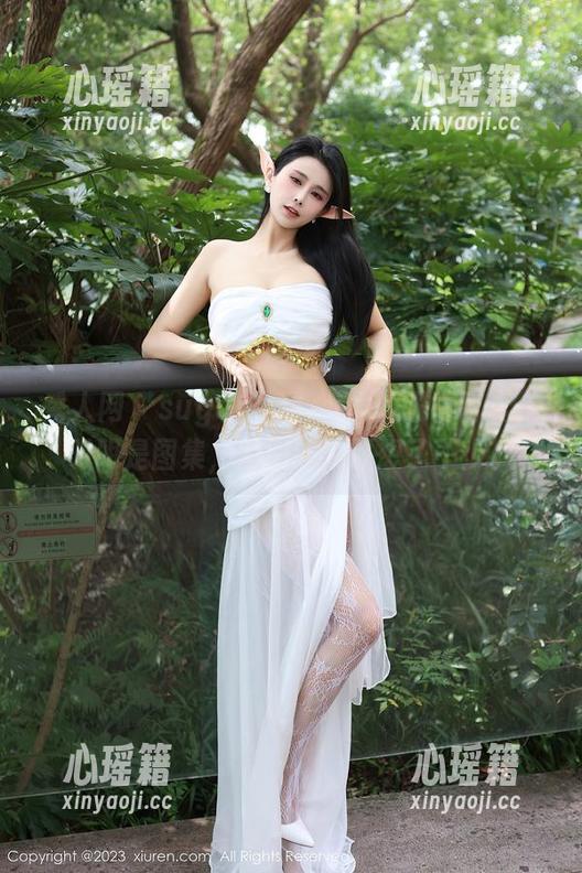 秀人网-sugar小甜心CC 秀人网 - sugar小甜心CC的眼镜写真,明明是图集,偏偏让我联想了不少。