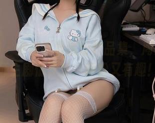秀人网 – 你得看看这份作品集，周大萌的师生剧情分享，轻松又有趣！