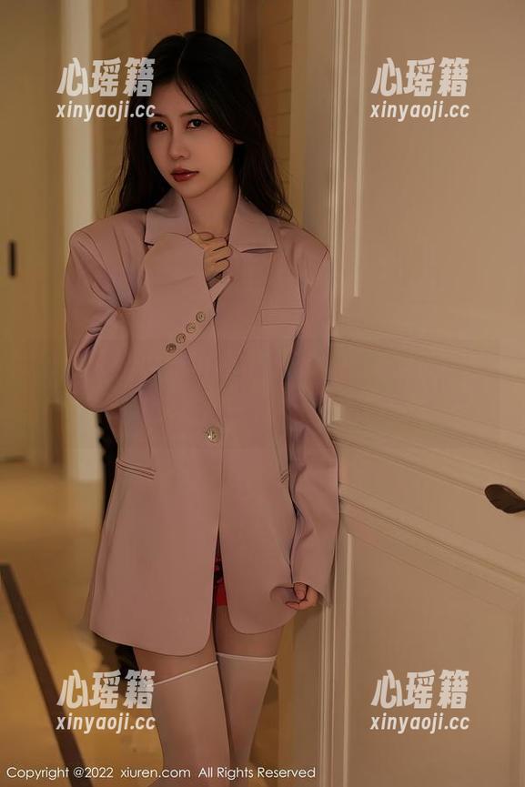 秀人网-小芭乐 秀人网 - 她是小芭乐,福利图集里的“女孩”,两者合一,让人联想无限。